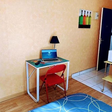 Studio 6 Avec Wifi Limoges Exterior photo